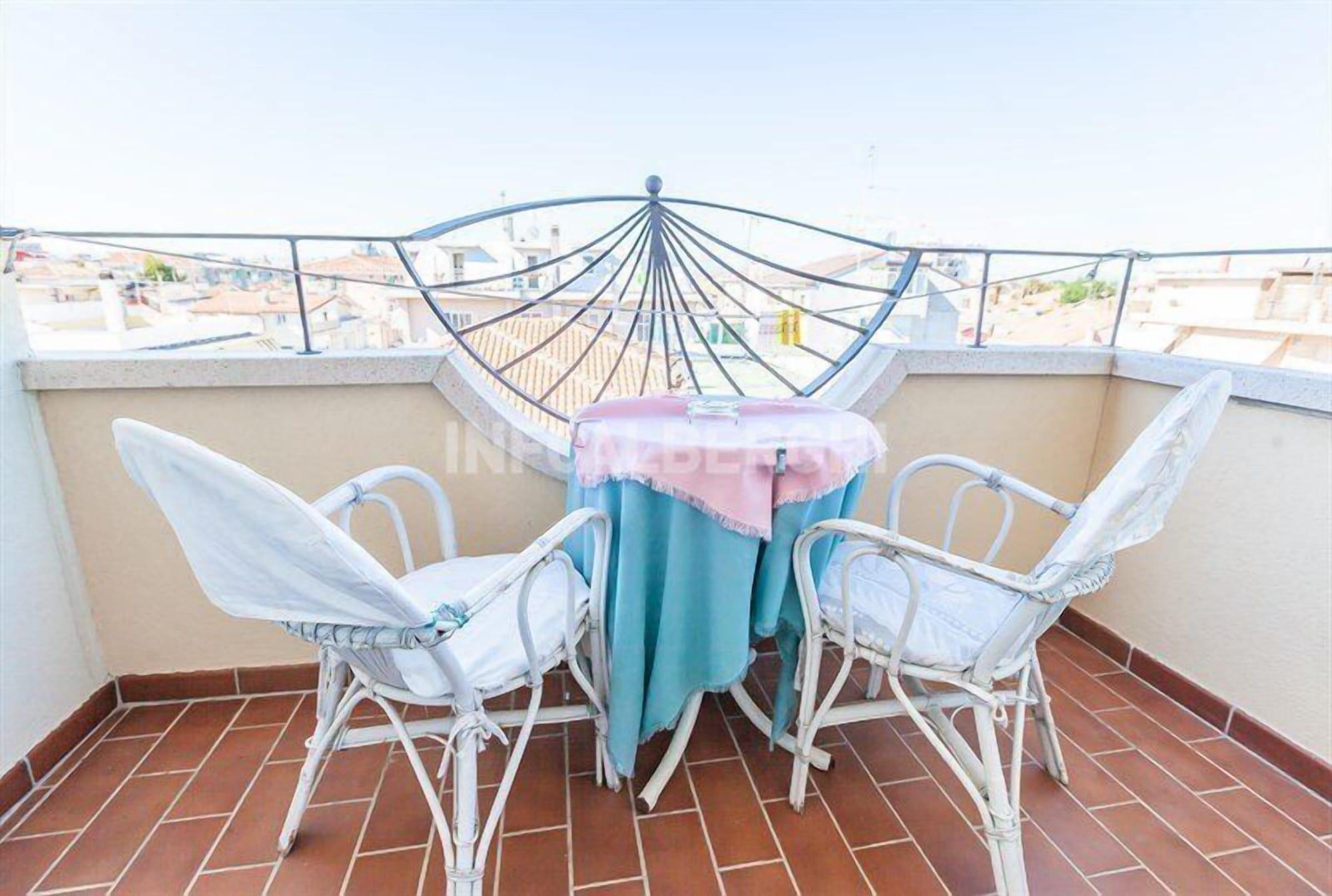 Hotel River Fronte Mare Con Piscina Ρίμινι Εξωτερικό φωτογραφία