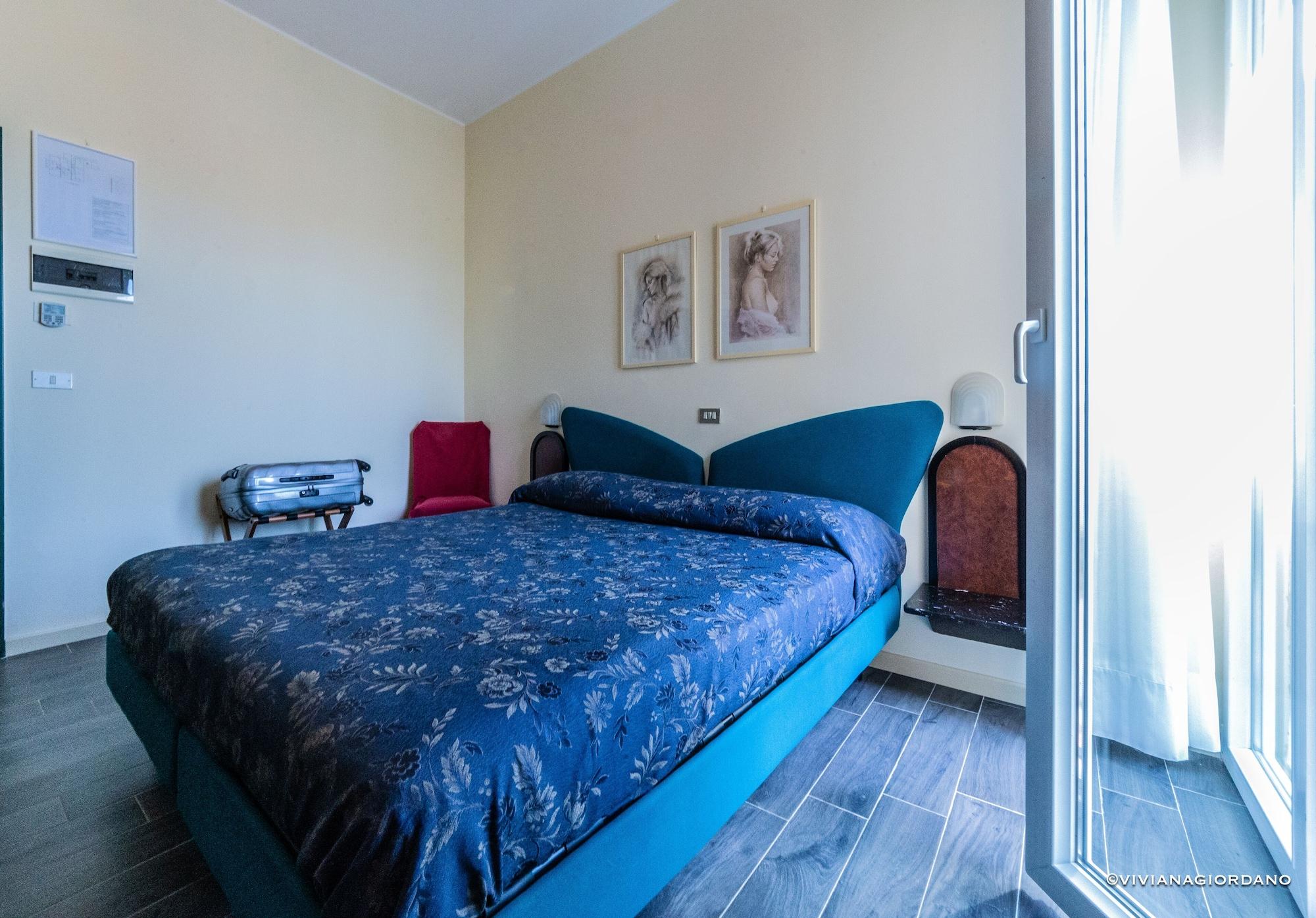 Hotel River Fronte Mare Con Piscina Ρίμινι Εξωτερικό φωτογραφία